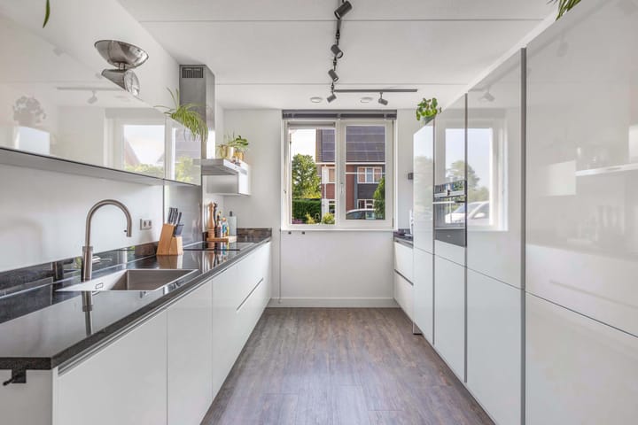 Foto 3 van Kastanjeleane 66-A