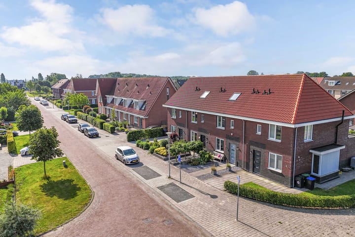 Foto 31 van Kastanjeleane 66-A