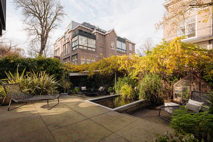 Photo 3 of Koninginneweg 62-A