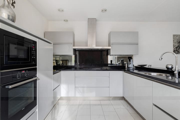 Photo 3 of Van der Linden-akker 1