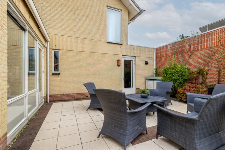 Photo 33 of Van der Linden-akker 1