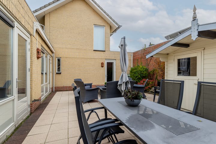 Photo 36 of Van der Linden-akker 1