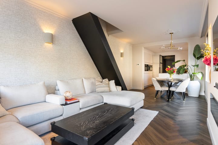 Photo 2 of Thorbeckestraat 36