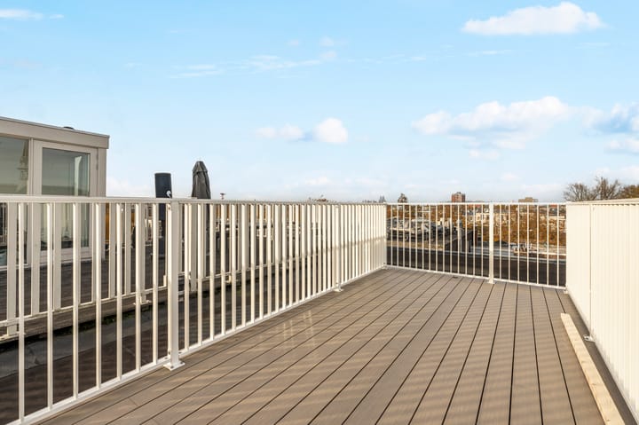 Photo 29 of Van Ostadestraat 139-4