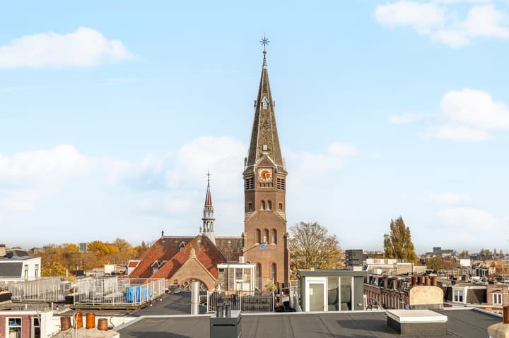 Photo 31 of Van Ostadestraat 139-4