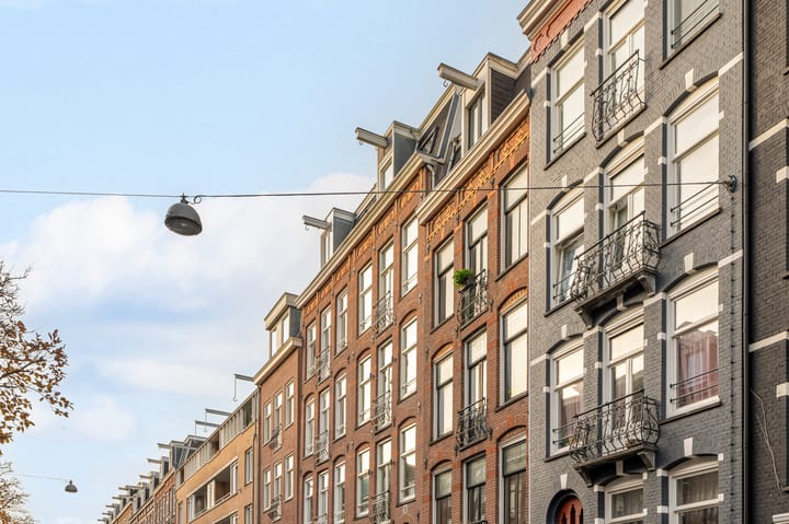 Photo 32 of Van Ostadestraat 139-4