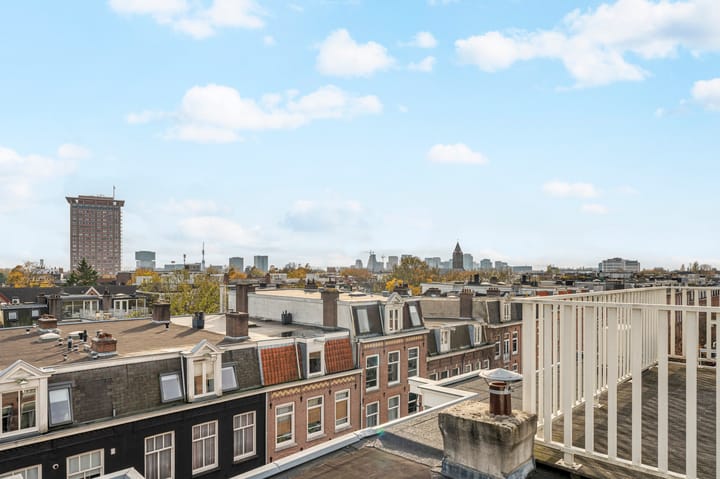 Photo 33 of Van Ostadestraat 139-4