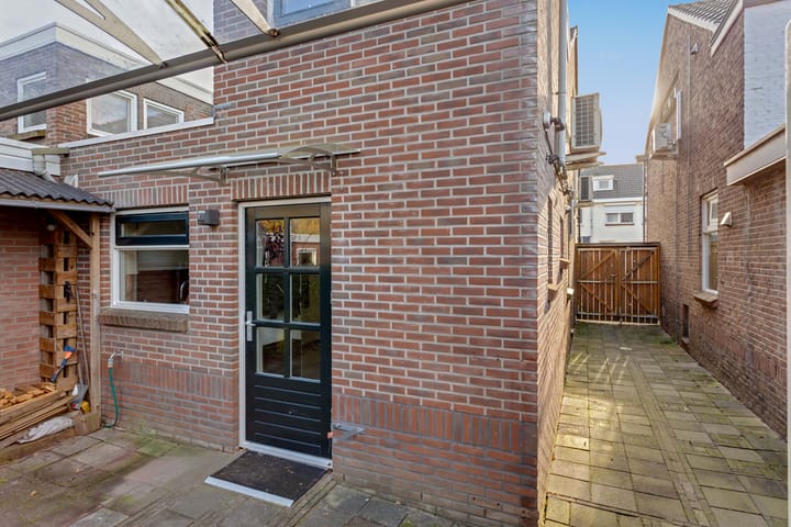 Foto 37 van G.J. van Heekstraat 342