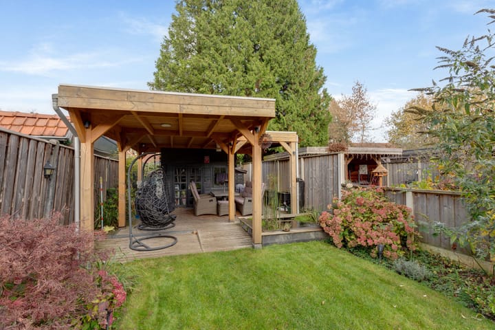 Foto 42 van G.J. van Heekstraat 342