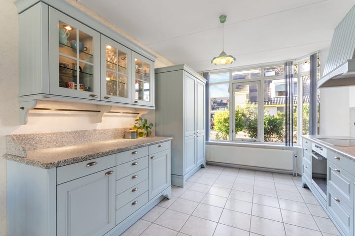 Photo 14 of Leonard Bernsteinstraat 102