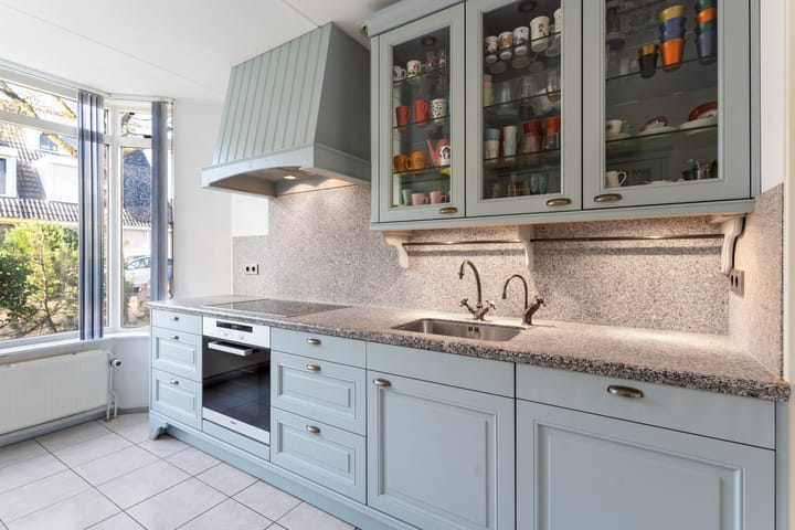 Photo 17 of Leonard Bernsteinstraat 102