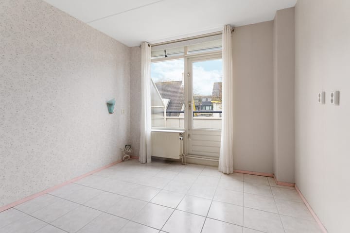 Photo 19 of Leonard Bernsteinstraat 102