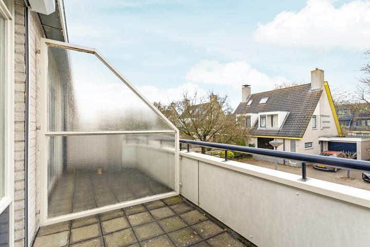 Photo 21 of Leonard Bernsteinstraat 102