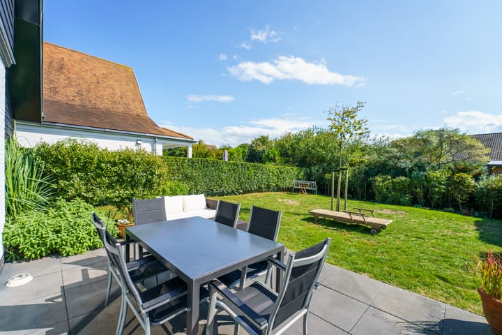 Photo 24 of Zwanebloem 16