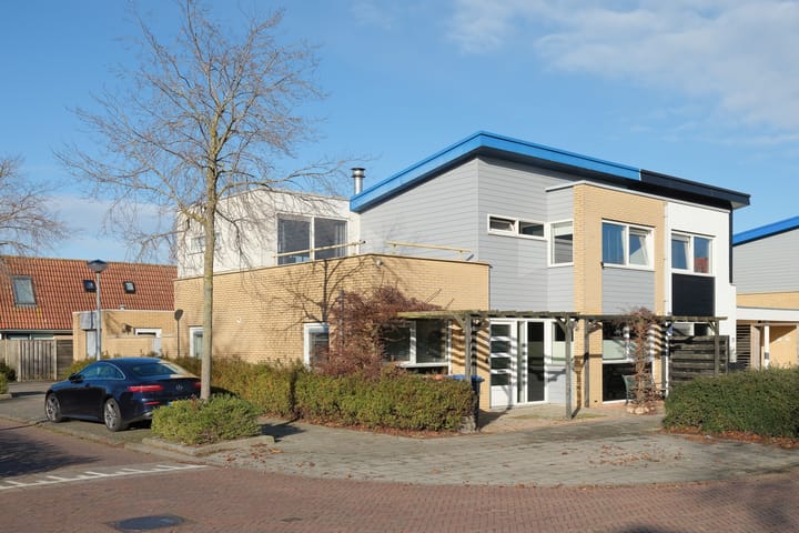 Photo 1 of Workumstraat 24