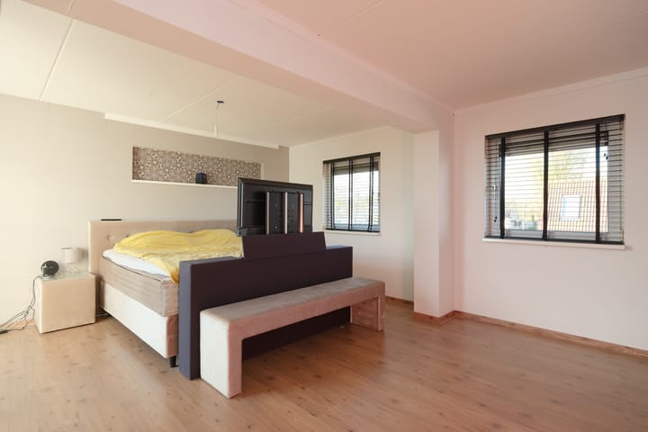 Photo 24 of Workumstraat 24