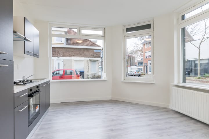 Photo 4 of Eikenderweg 48-A