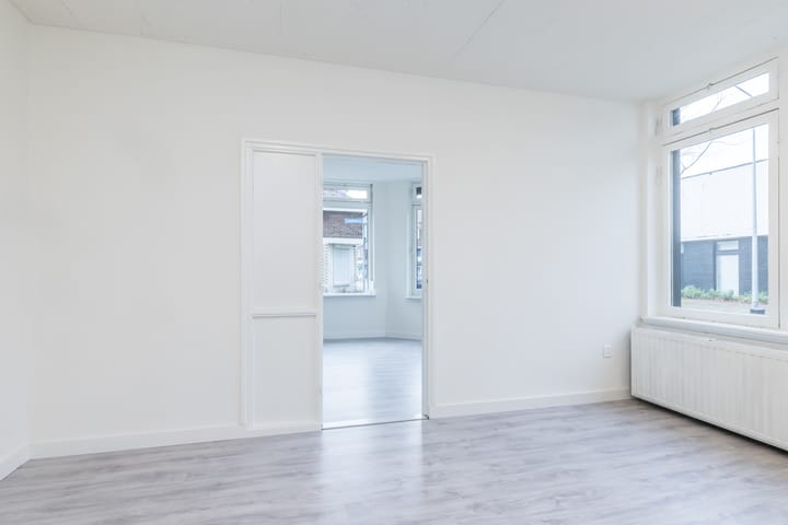 Photo 9 of Eikenderweg 48-A