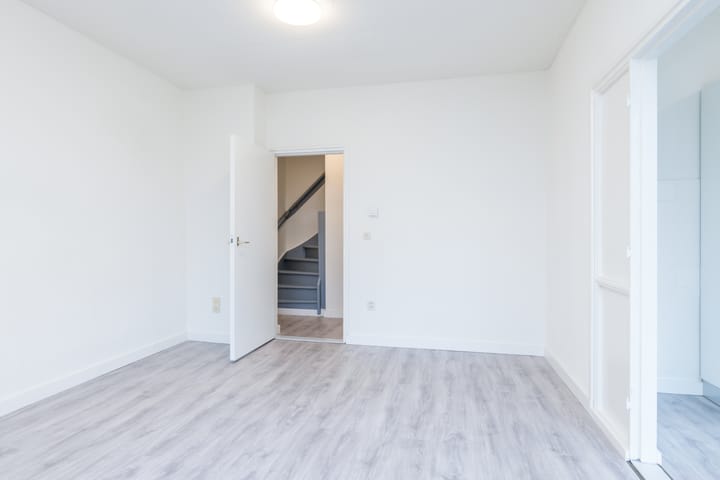 Photo 11 of Eikenderweg 48-A