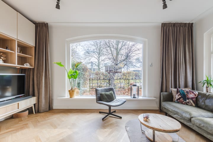 Foto 2 van Weidsteeg 12