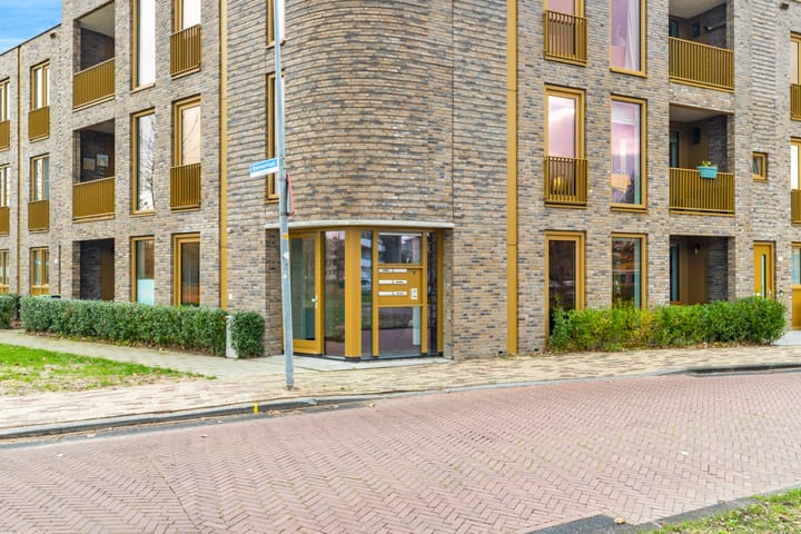 Photo 4 of Bloemaertlaan 17