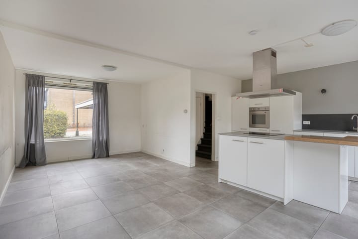 Photo 2 of Etudestraat 14