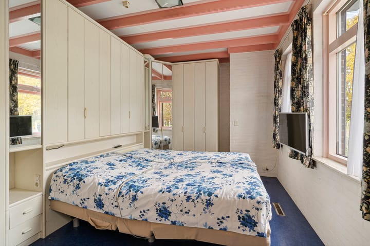 Foto 20 van Uiterburen 64