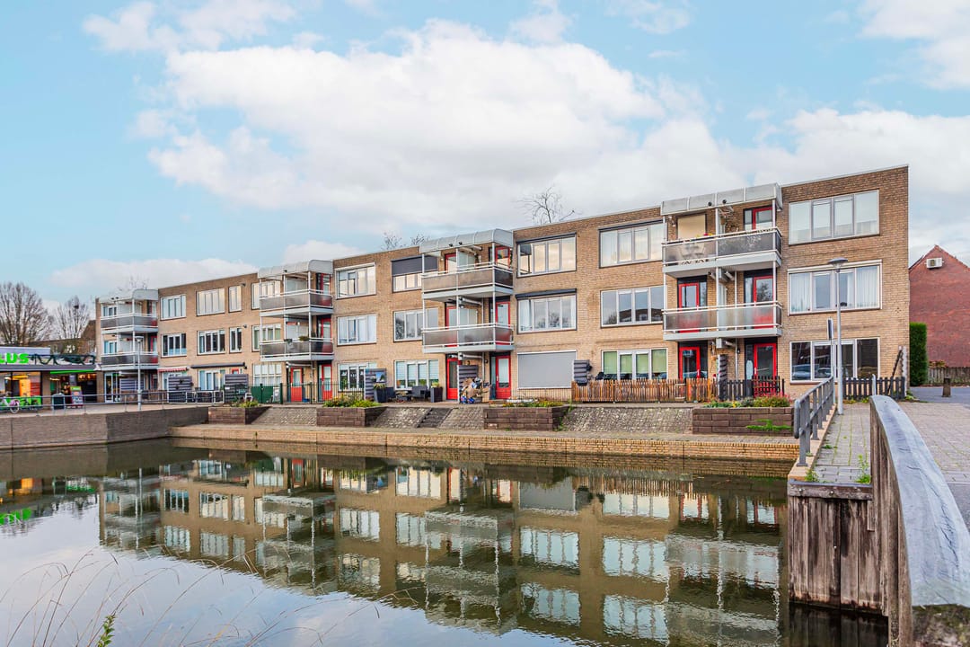 Photo 1 of Suze Groenewegstraat 60