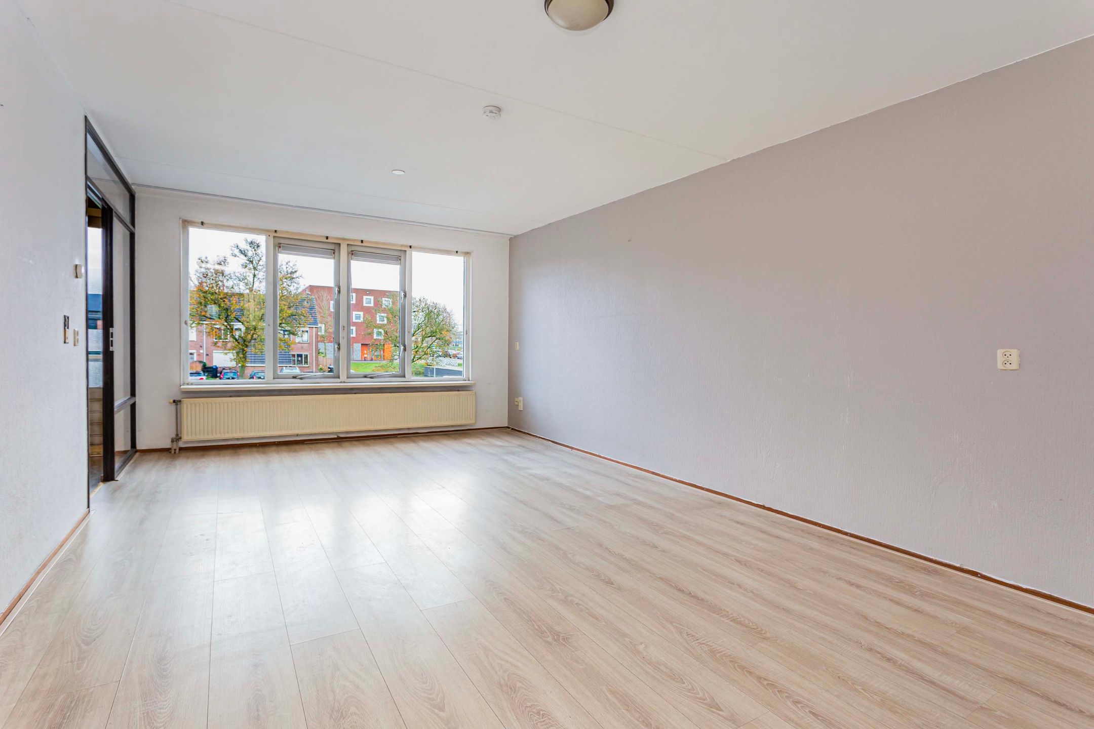 Photo 6 of Suze Groenewegstraat 60