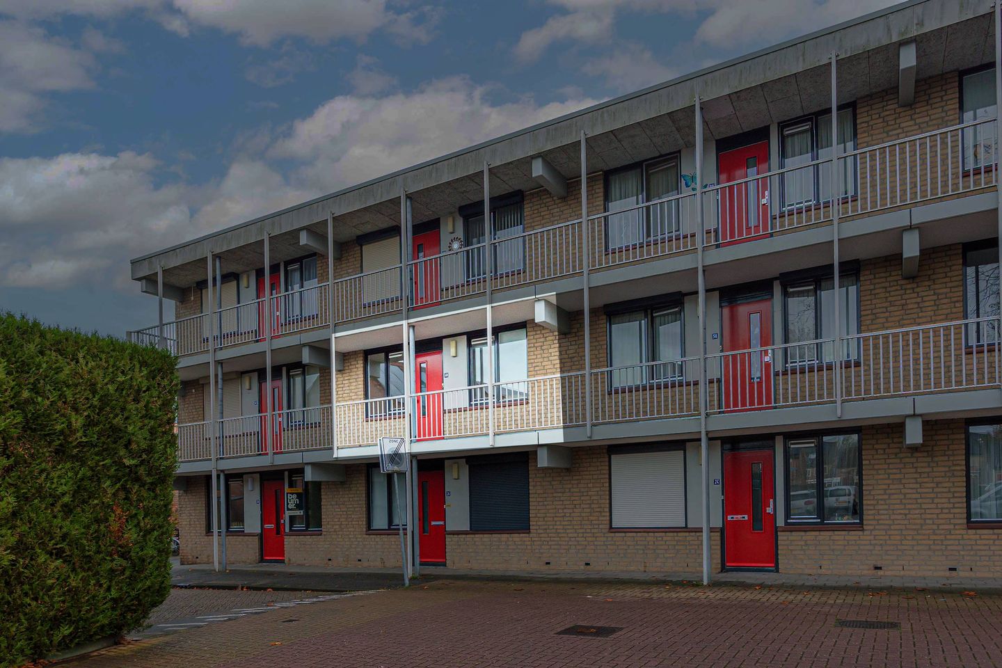 Photo 29 of Suze Groenewegstraat 60