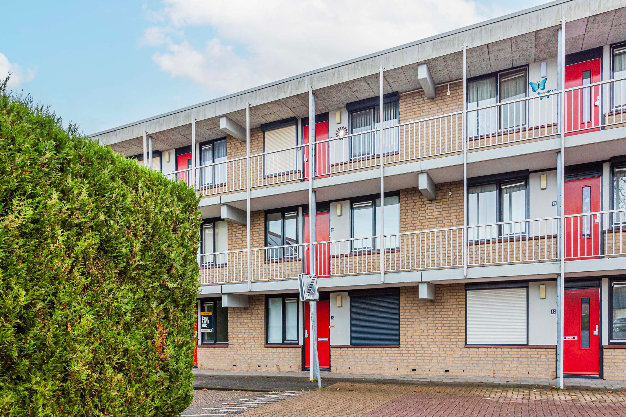 Photo 30 of Suze Groenewegstraat 60