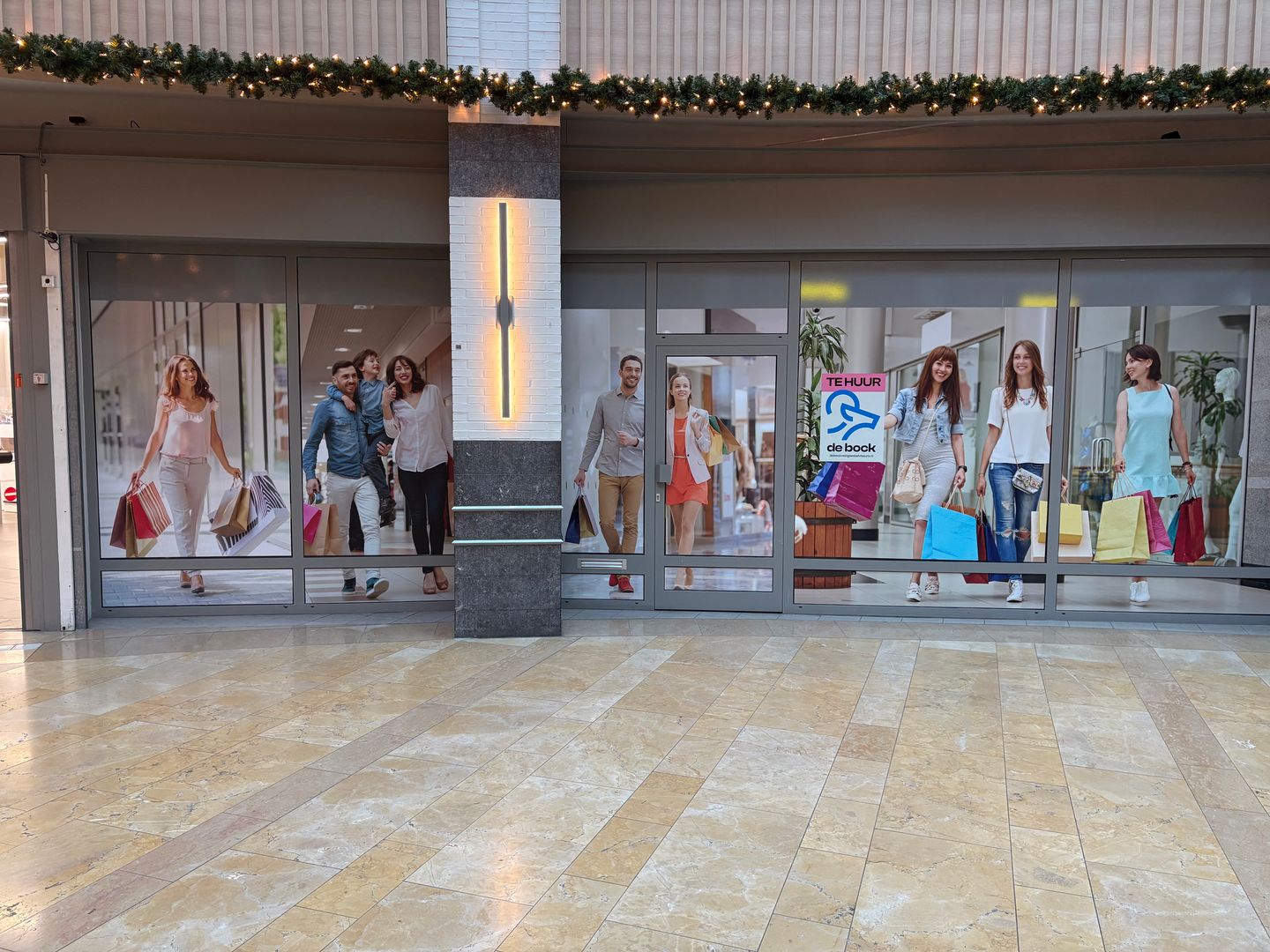 Bekijk foto 2 van Corio Center