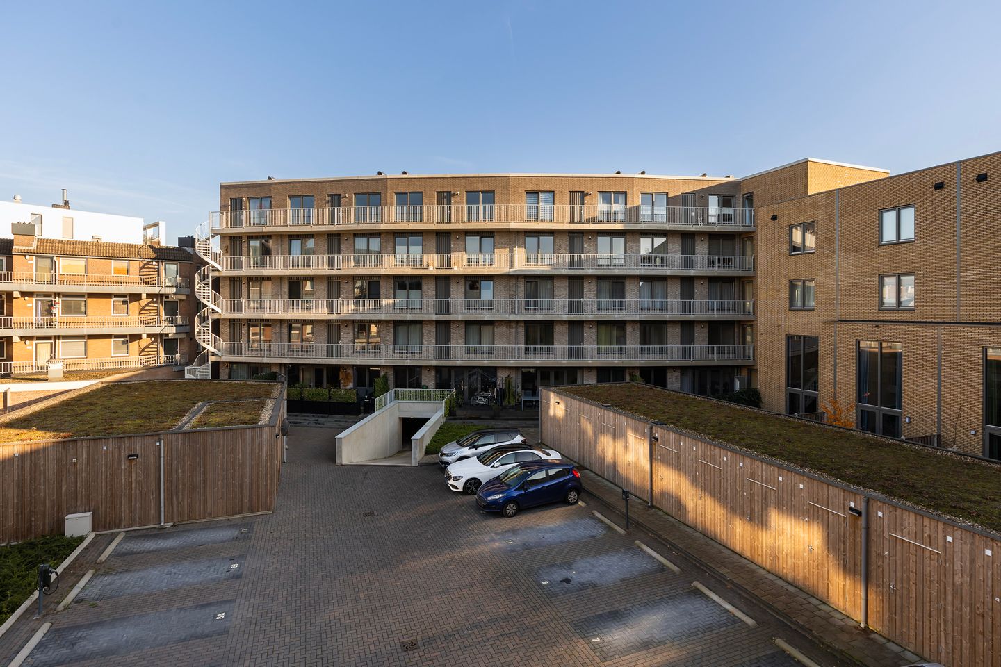 Photo 4 of Stationsplein 43