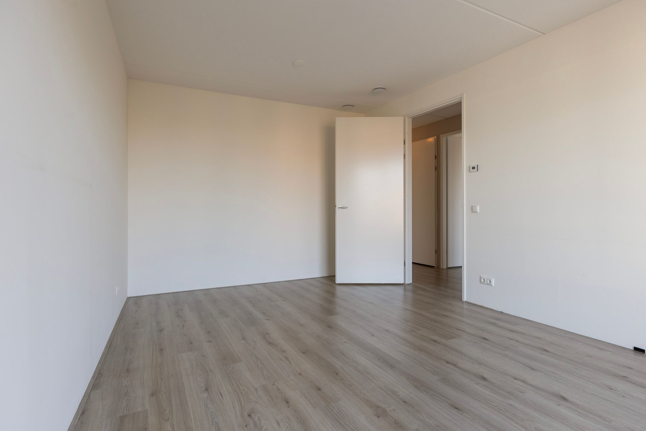 Photo 21 of Stationsplein 43