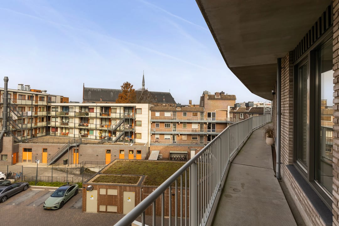 Photo 28 of Stationsplein 43