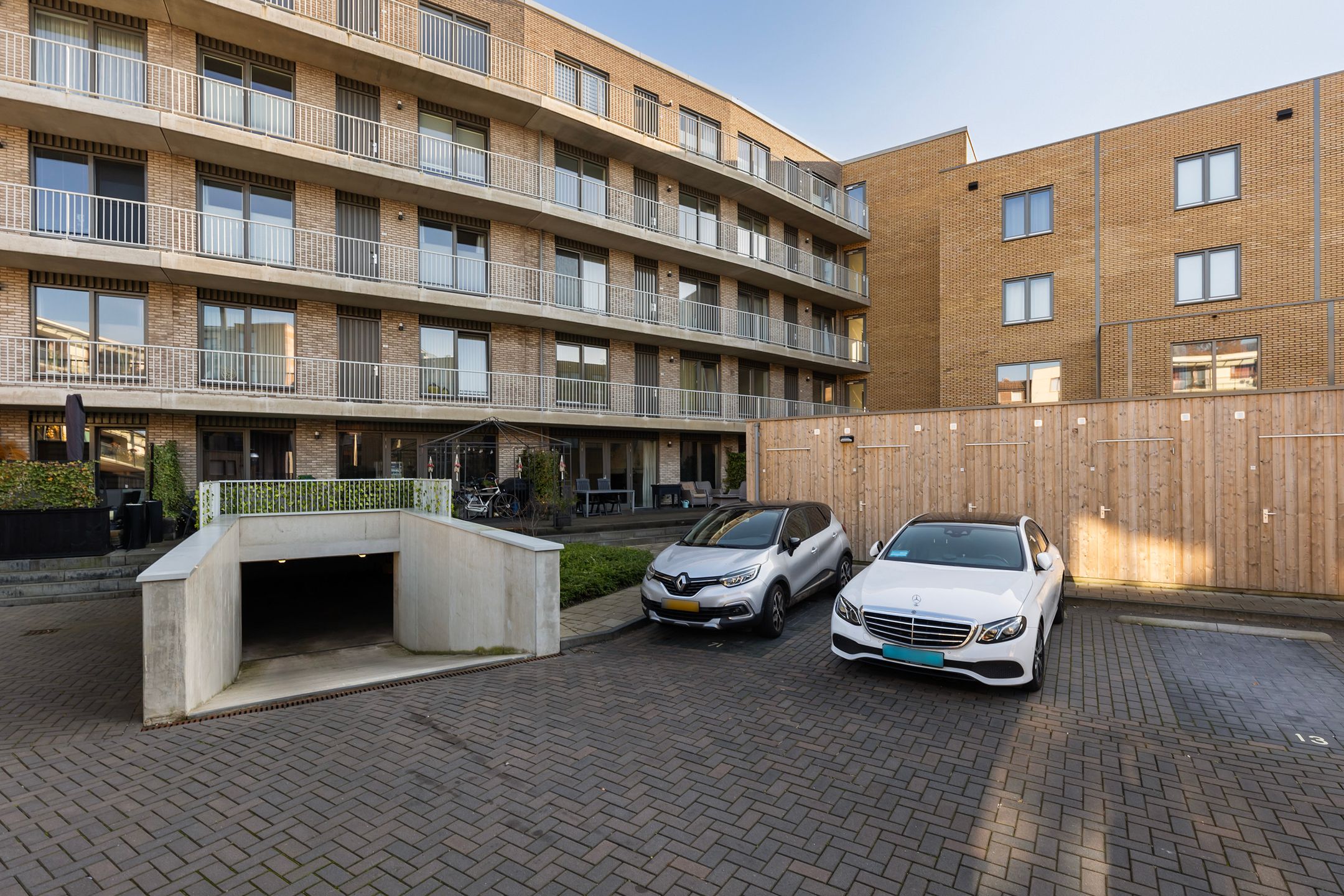 Photo 30 of Stationsplein 43