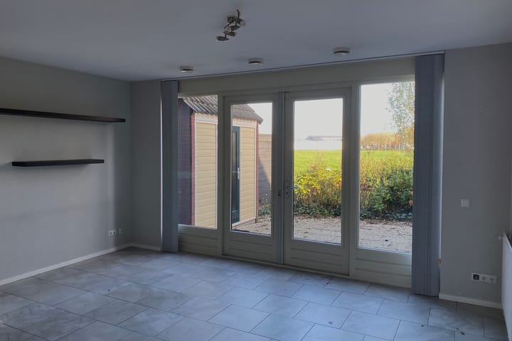 Photo 7 of Meester van Loostraat 8