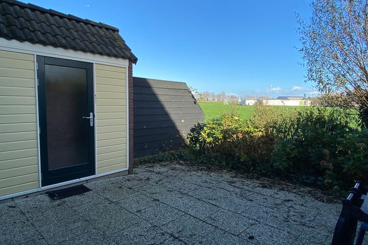 Photo 24 of Meester van Loostraat 8