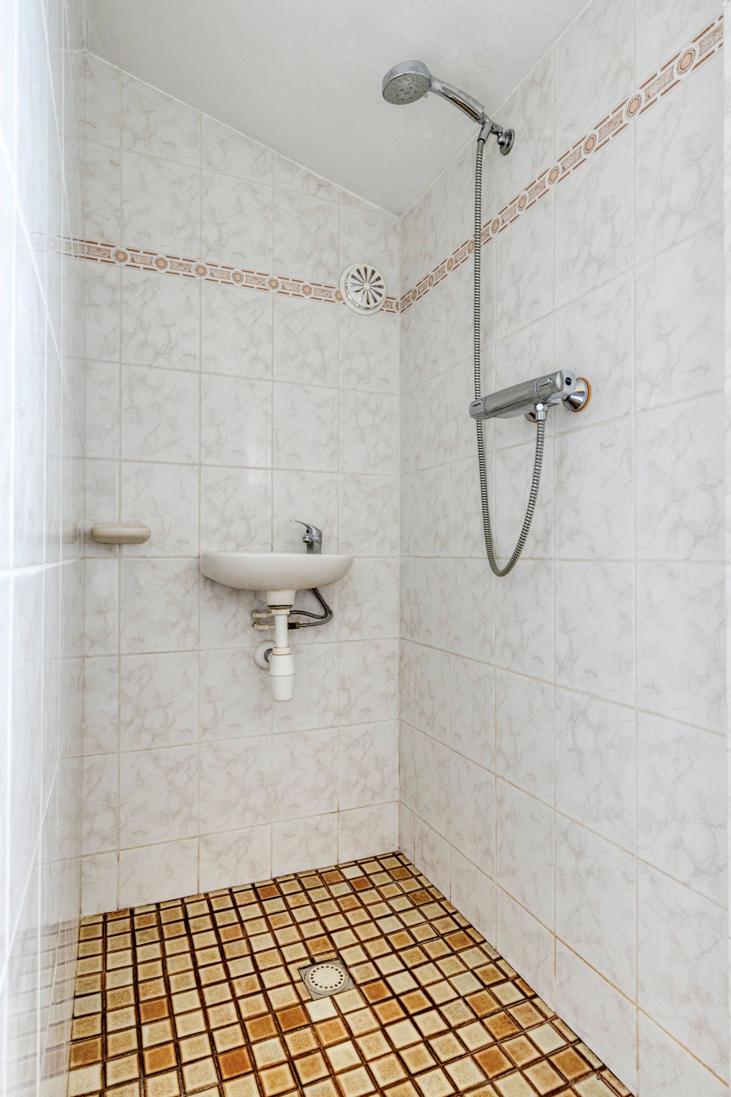 Foto 29 van Liergouw 16