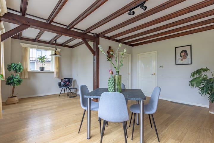 Photo 4 of Koopmanstraat 2