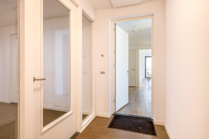 Photo 16 of Torenallee 69-061