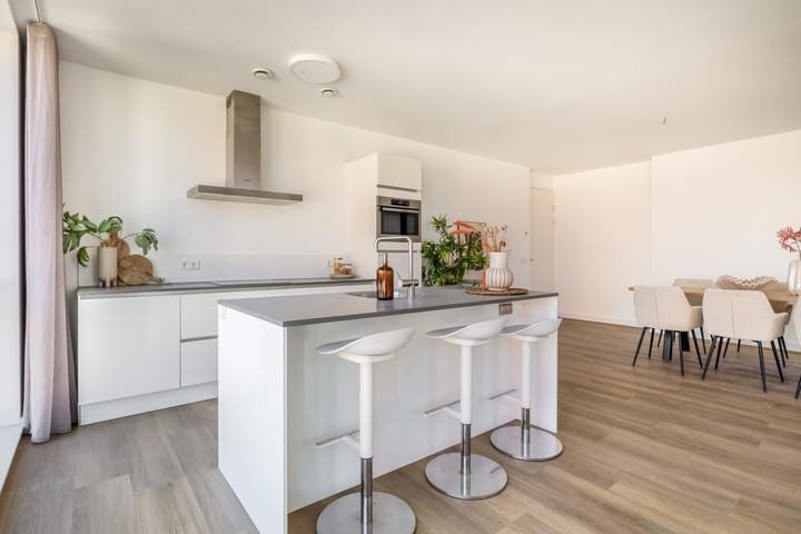 Photo 27 of Torenallee 69-061