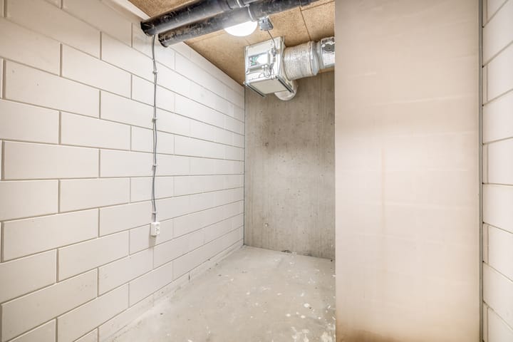 Photo 45 of Torenallee 69-061