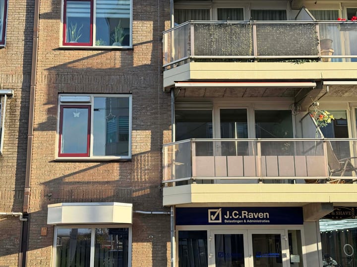 Photo 4 of Stationsplein 9