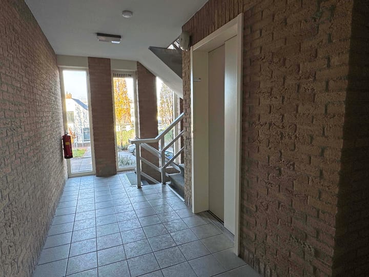 Photo 11 of Stationsplein 9