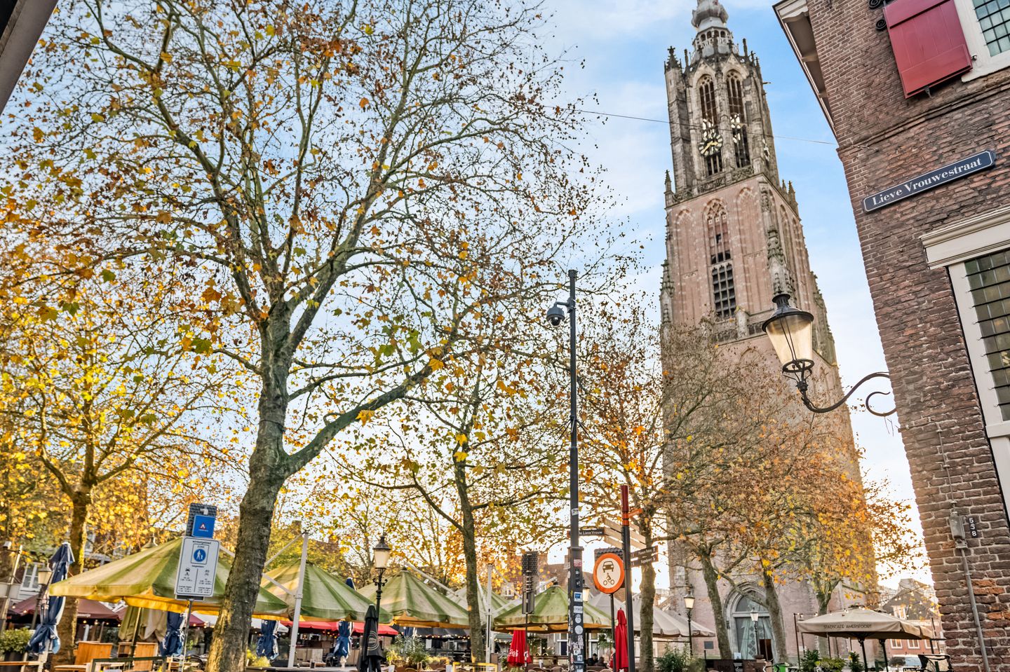 Foto 34 van Lieve Vrouwestraat 31