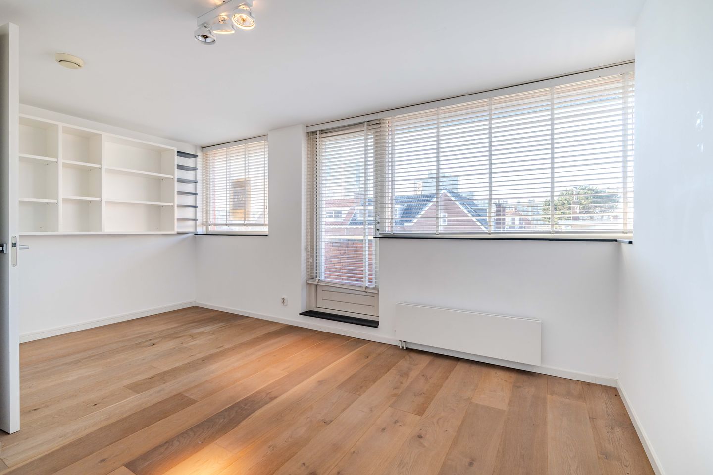 Photo 40 of Alkmaarsestraat 18-A