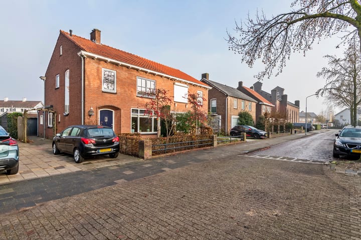 Photo 5 of Mr. Tydemanstraat 12