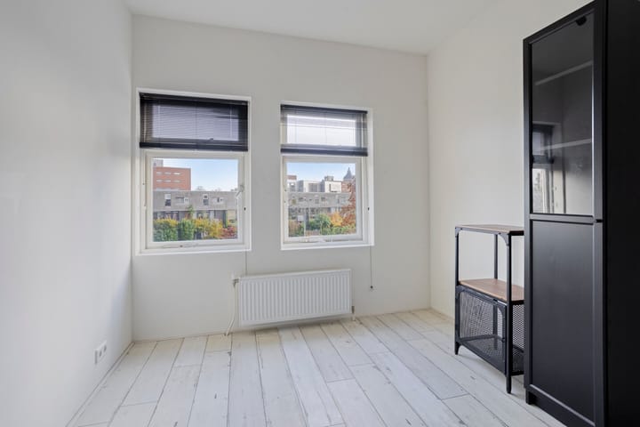 Foto 25 van Friesestraatweg 356