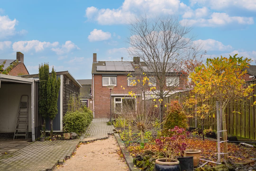 Foto 28 van Julianastraat 25